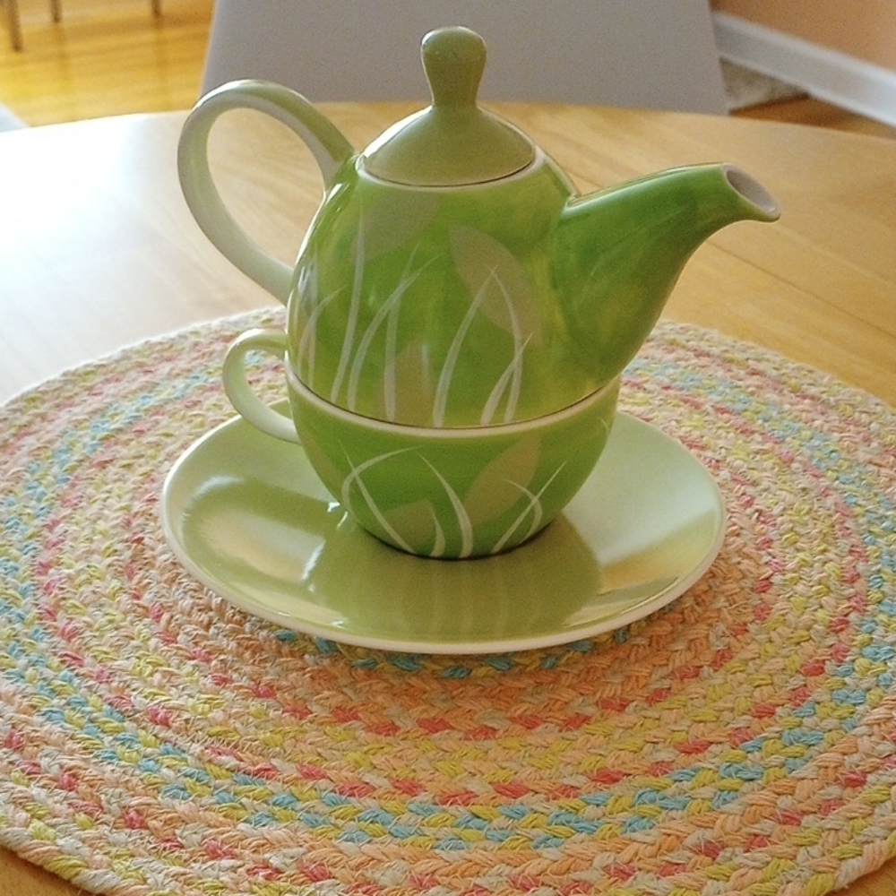 Teacup Teapot Combo "HuesNBrews"  (Green & White)